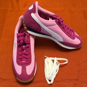 Puma Mauve & white junior size 6.5